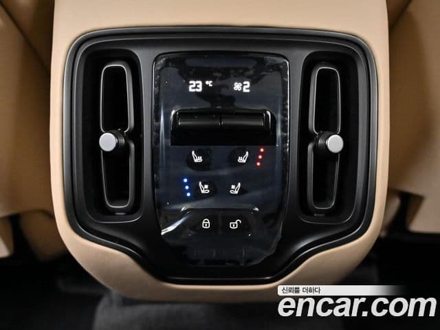 Aston Martin DBX 4.0 V8 707, 2023 16