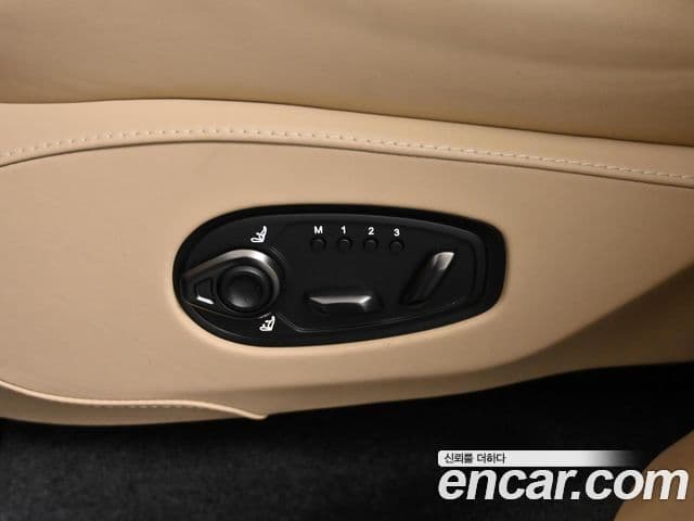 Aston Martin DBX 4.0 V8 707, 2023 18