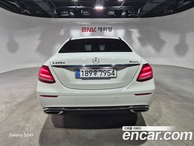 Mercedes-Benz E-класс W213 Exclusive, 2017 4