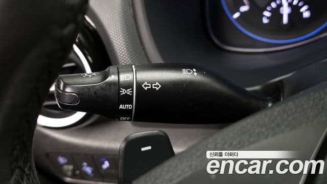 Hyundai Kona гибрид Special, 2020 16