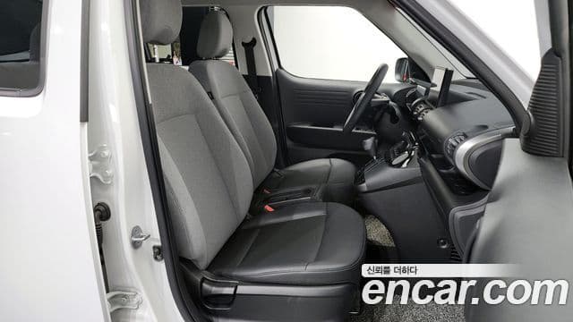 Hyundai Casper Smart, 2023 11