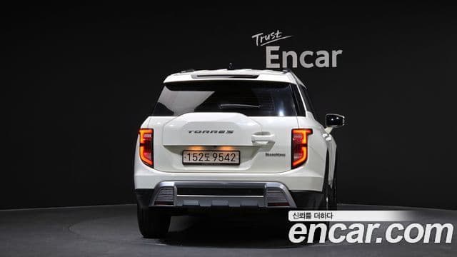 KG모빌리티(SsangYong) Torres T5, 2023 4