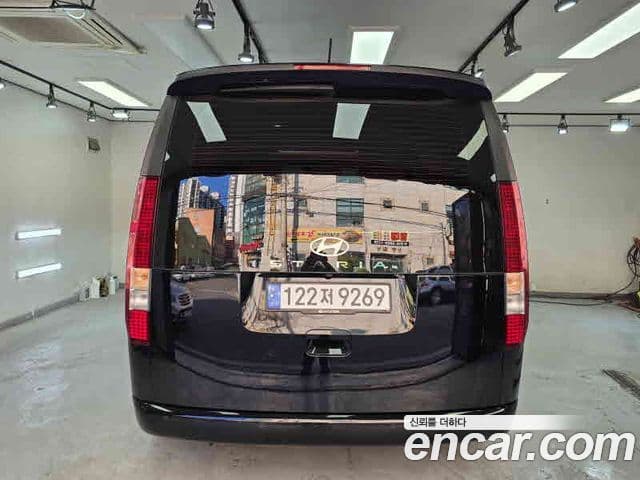 Hyundai Staria Modern, 2025 7