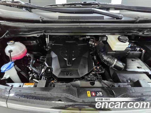 Hyundai Staria Modern, 2025 17