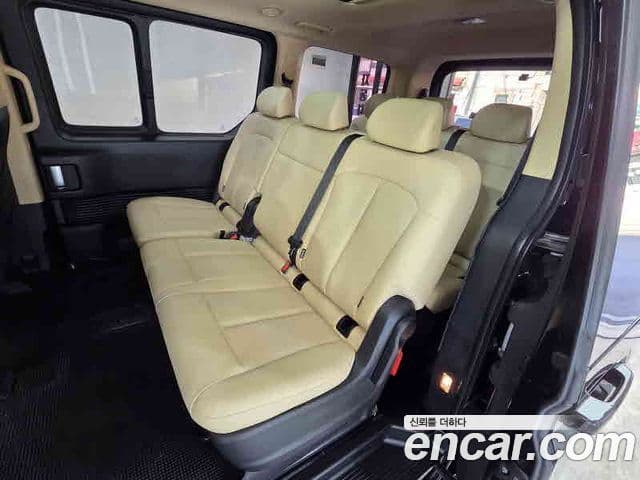 Hyundai Staria Modern, 2025 20