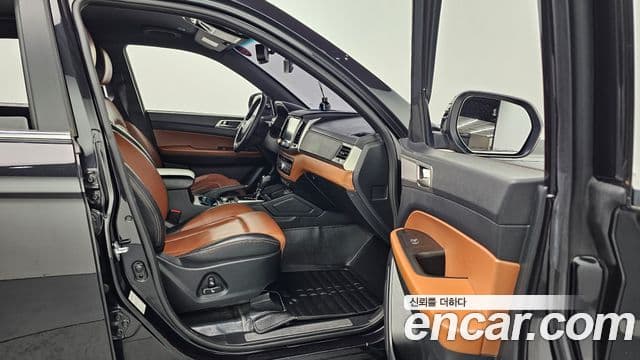 KG모빌리티(SsangYong) Rexton Sport Noblesse, 2019 10