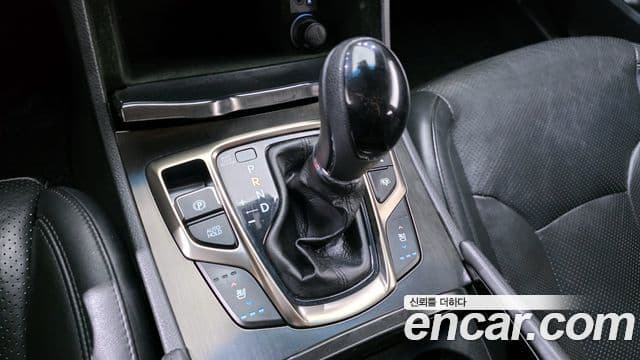 Hyundai Grandeur HG Premium, 2014 9