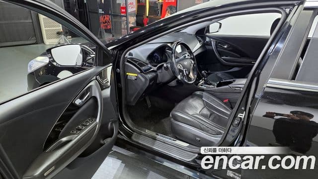 Hyundai Grandeur HG Premium, 2014 10