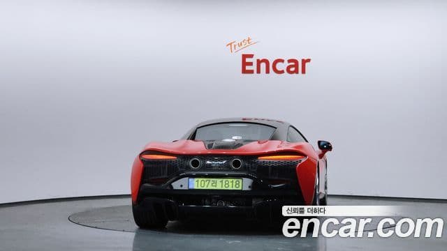 맥라렌 아투라 3.0 купе, 2023 4