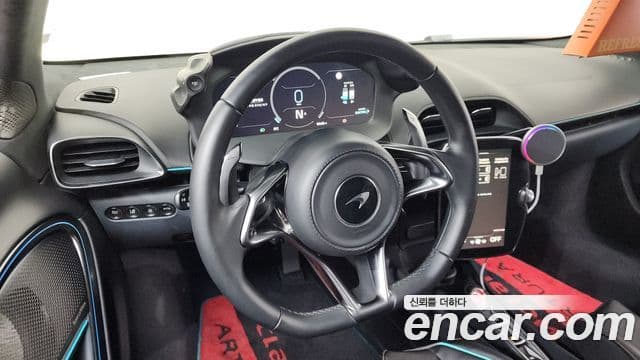 맥라렌 아투라 3.0 купе, 2023 12