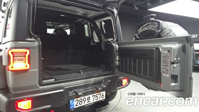 Jeep Wrangler (JL) 2.0 Rubicon 4도어, 2021 20
