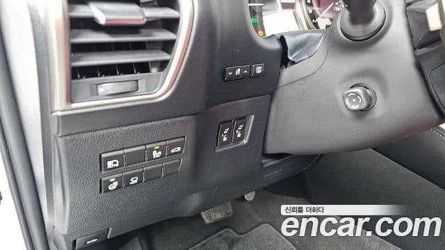 Lexus NX300h Executive, 2021 14