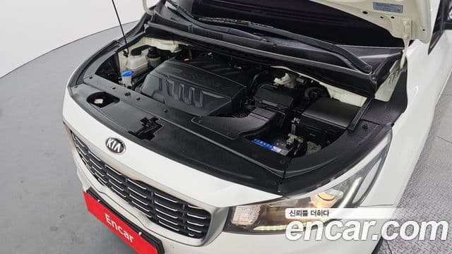 Kia The / новый New Carnival Luxury, 2019 6