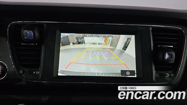 Kia The / новый New Carnival Luxury, 2019 16