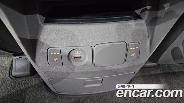 Kia The / новый New Carnival Luxury, 2019 17