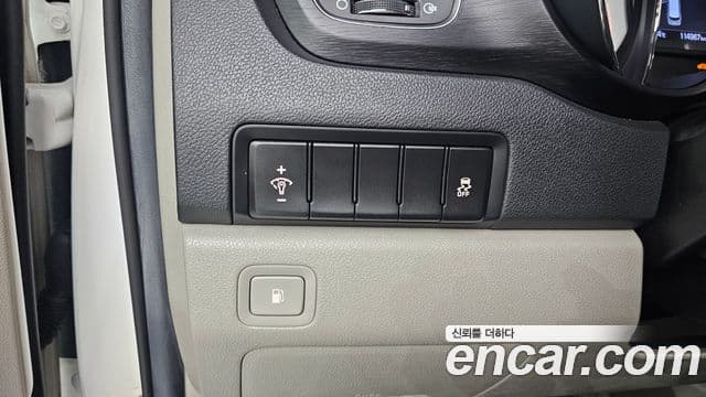 Kia The / новый New Carnival Luxury, 2019 18