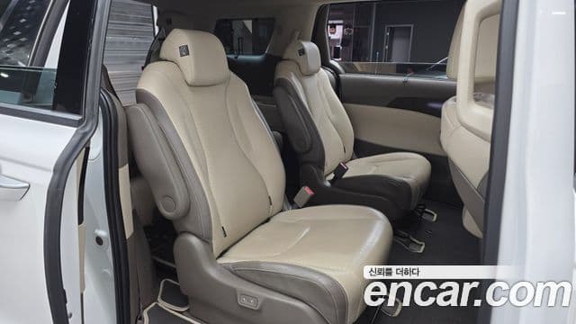 Kia Carnival 4세대 Signature, 2022 12