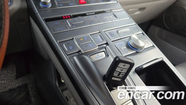 Hyundai NEXO Premium, 2023 9