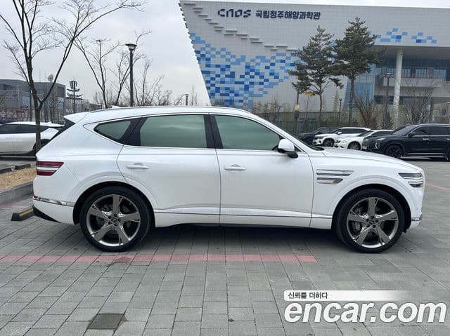 Genesis GV80, 2022 4