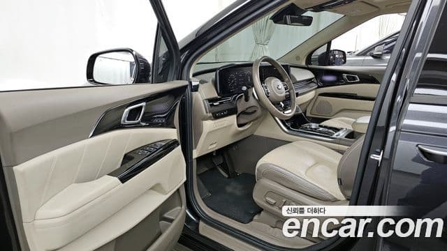 Kia Carnival 4세대 Signature, 2021 10