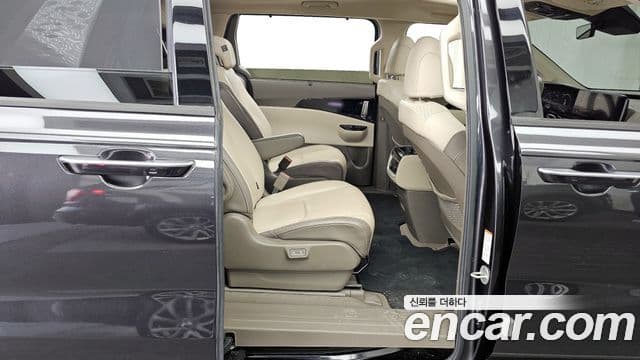 Kia Carnival 4세대 Signature, 2021 12