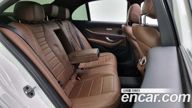 Mercedes-Benz E-класс W213 Exclusive, 2022 12