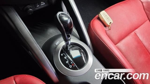 Hyundai Veloster PYL, 2014 9