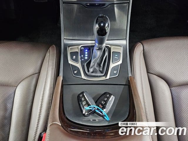 Hyundai Grandeur HG Modern, 2013 15