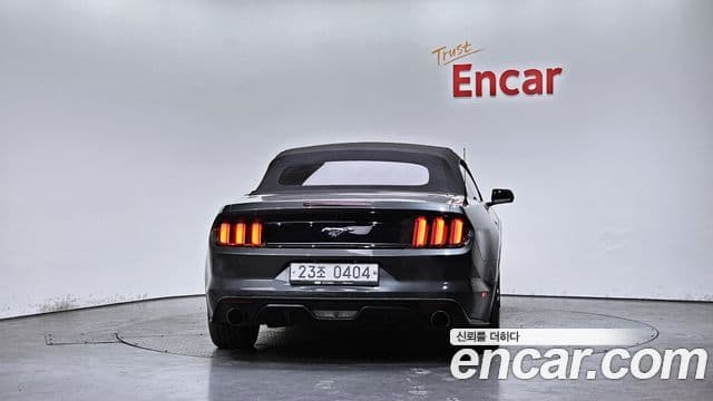 Ford Mustang кабриолет, 2016 4
