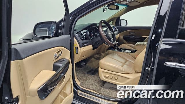 Kia The / новый New Carnival Noblesse Special, 2019 10