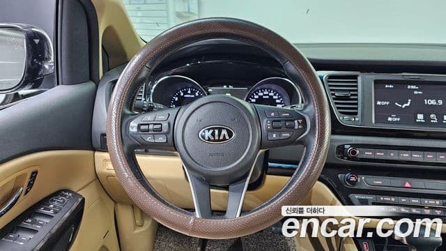 Kia The / новый New Carnival Noblesse Special, 2019 13