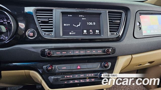 Kia The / новый New Carnival Noblesse Special, 2019 14