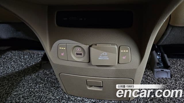 Kia The / новый New Carnival Noblesse Special, 2019 18