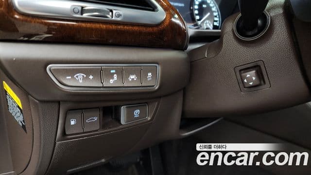 Genesis EQ900 Prestige, 2016 16