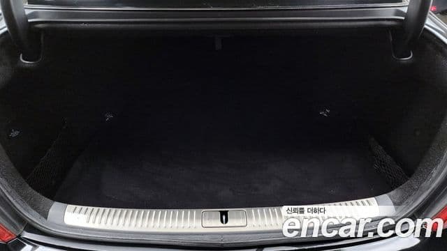 Genesis EQ900 Prestige, 2016 20