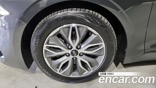 Kia K5 гибрид 3세대 Noblesse, 2021 18
