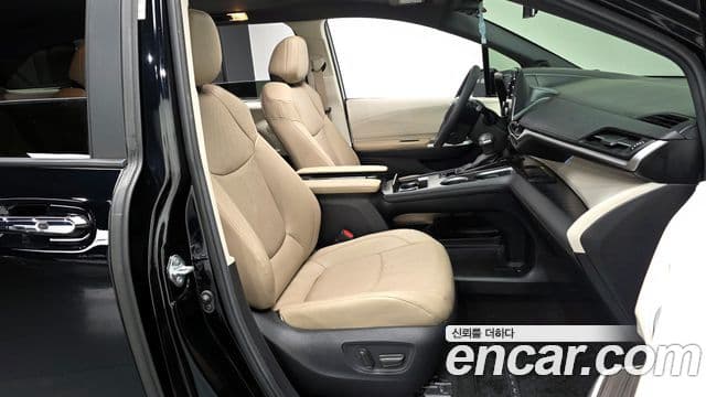 Toyota Sienna 4세대, 2024 11