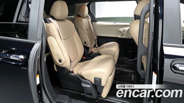 Toyota Sienna 4세대, 2024 12