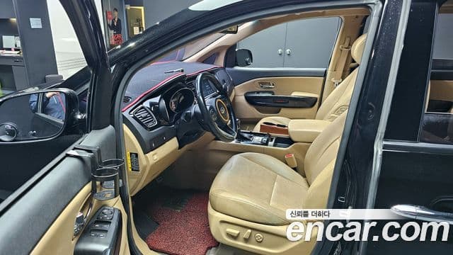 Kia All New Carnival Prestige, 2017 10