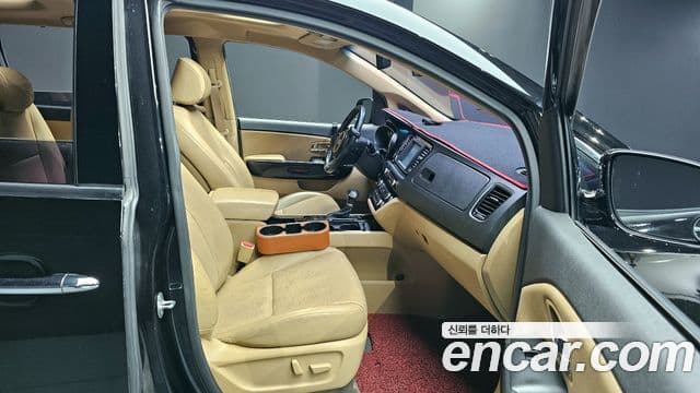 Kia All New Carnival Prestige, 2017 11