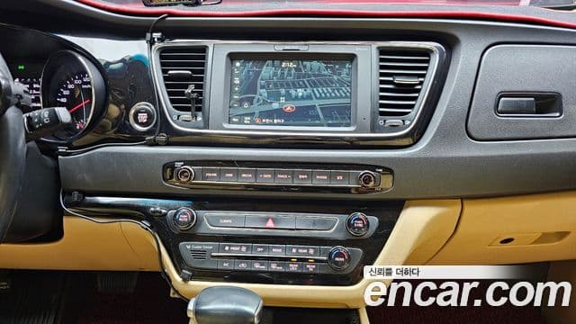 Kia All New Carnival Prestige, 2017 14