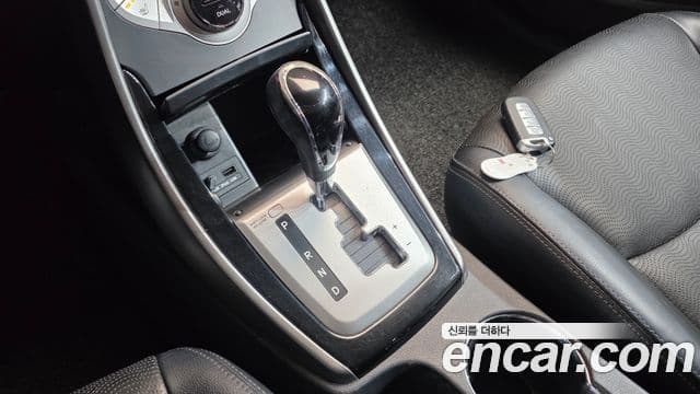 Hyundai Avante MD Premier, 2011 9