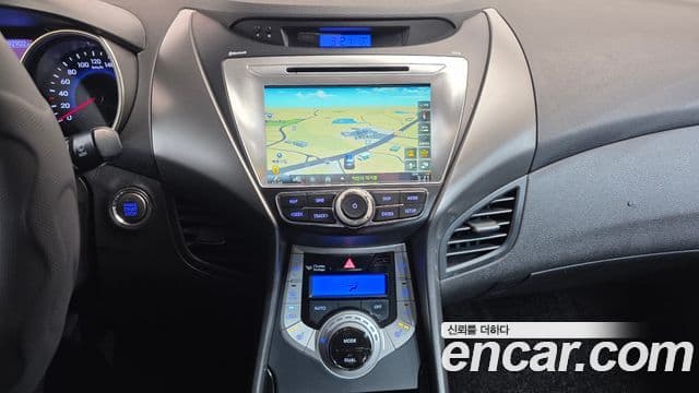 Hyundai Avante MD Premier, 2011 15