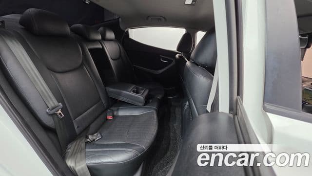 Hyundai Avante MD Premier, 2011 18