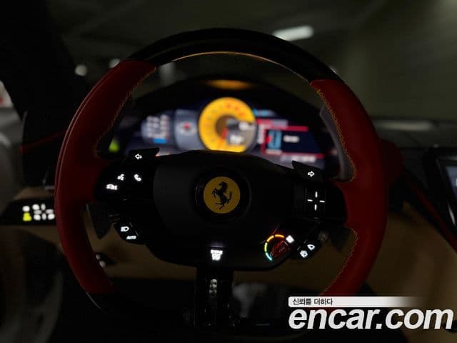 Ferrari 로마, 2021 8