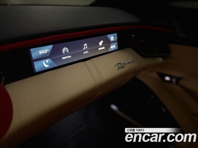 Ferrari 로마, 2021 12