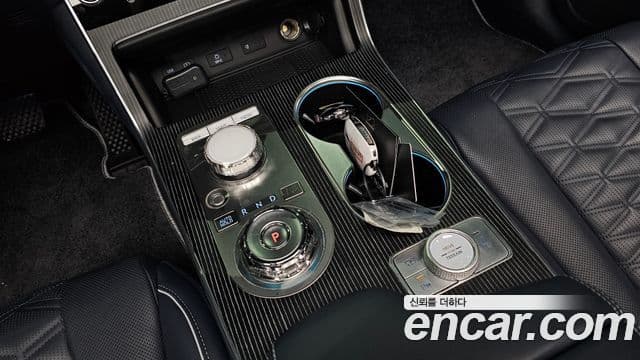 Genesis GV80 купе, 2024 9