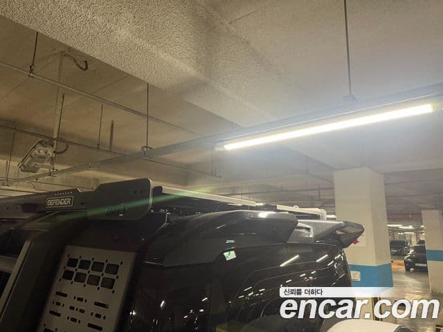 Land Rover Defender (L663) 110 D300 HSE, 2023 9