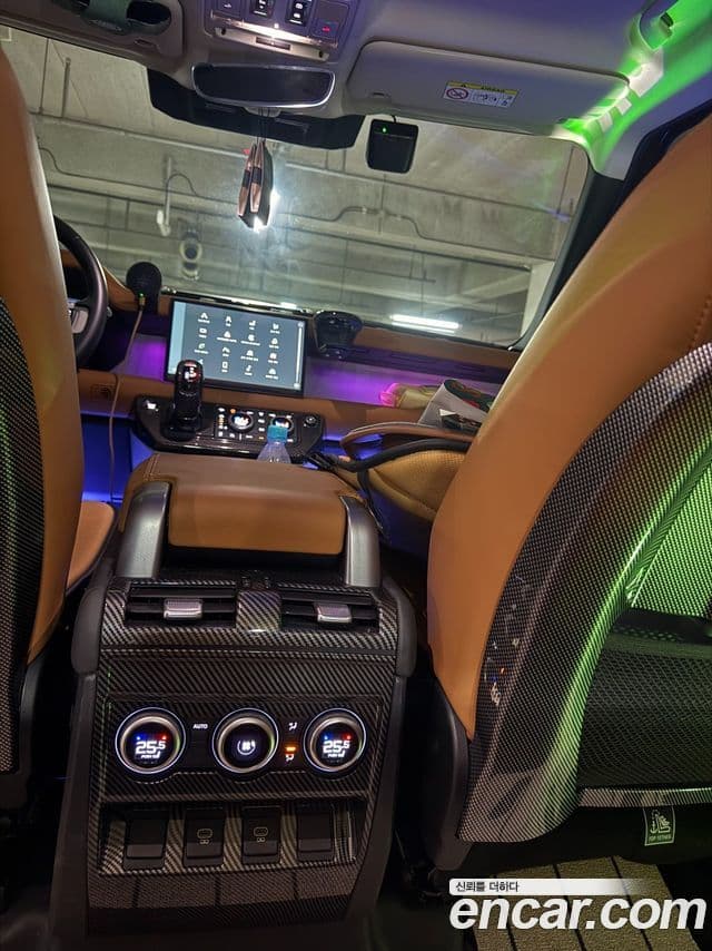 Land Rover Defender (L663) 110 D300 HSE, 2023 19