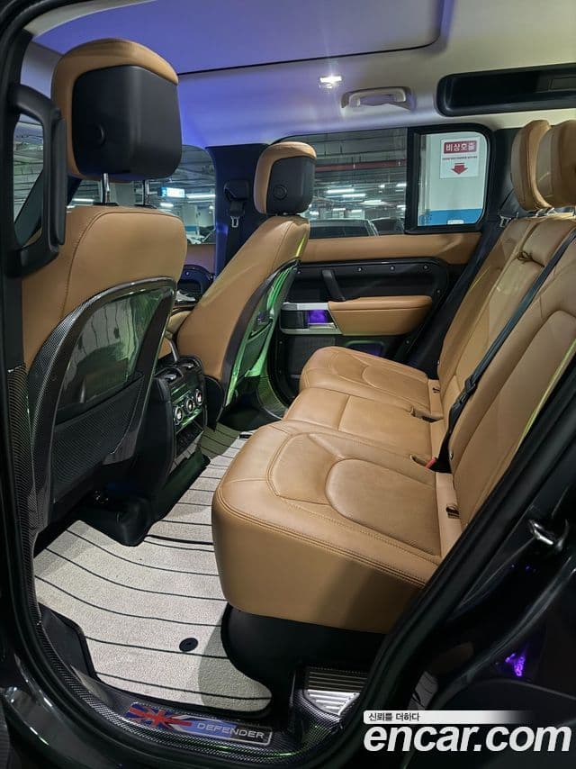 Land Rover Defender (L663) 110 D300 HSE, 2023 20